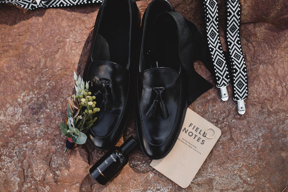 groom's details at destination wedding in córdoba spain photographed by juliana montane photography